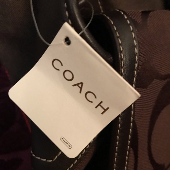 NWT Coach Signature Collection Stunning Bag - Picture 3 of 7